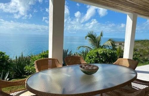 Gregory Town House | Blue Love Point 3BR home