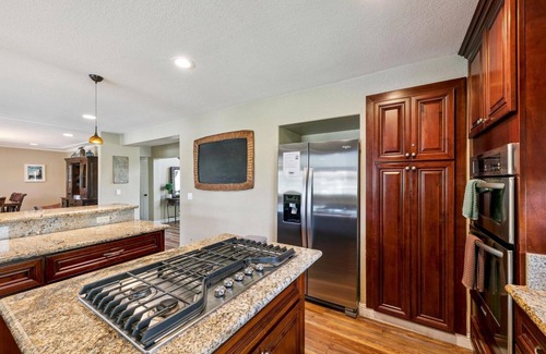 Tahoe Keys House | Blue Majestic: Tahoe Keys Waterfront 5BR Lake Tahoe Rental