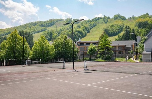 Craigleith Apartment | Blue Mountain Suites