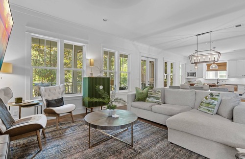 Lakeside at Blue Mountain Beach House | Blue Mountain Beach | Outdoor Oasis + Bikes + Golf Cart Option - 'Driftwood Dreams'