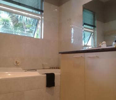 Ekurhuleni Cabin | Blue Oasis 2 Sleeper Studio- Garden suite