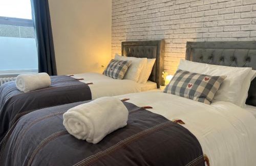Clacton-on-Sea House | Blue Peak Lodge