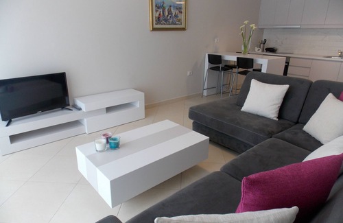 Kodrra Apartment | Blue Residence