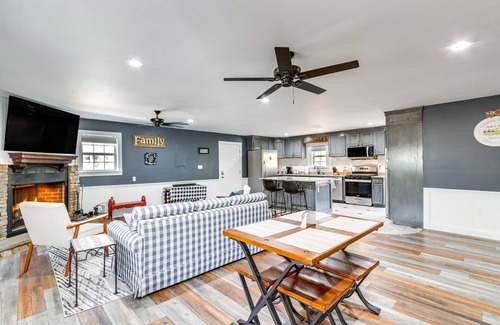 Blue Ridge Cottage | Blue Ridge Haven Near Hiking, Tubing & Kayaking!