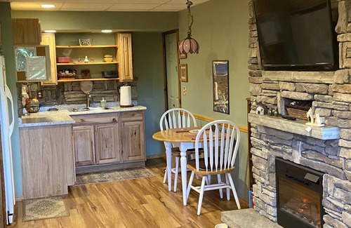 Brevard Apartment | Blue Ridge Mountain Getaway, Pet-Friendly — Welcome!