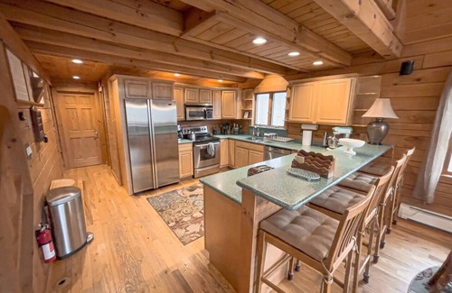 Windham Ski Chalet | Blue Spruce Chalet — Hot Tub, Pet Friendly