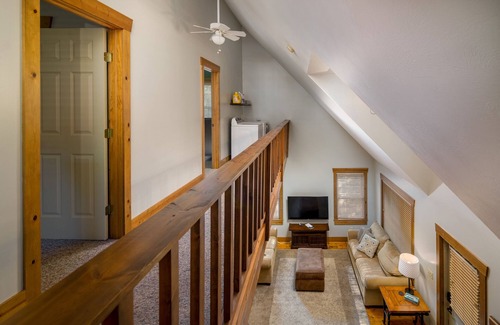 Millersburg Cabin | Blue Spruce . Trailside Lodging