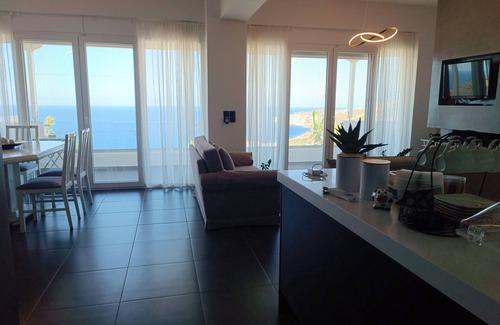 Agia Pelagia Villa | Blue Vedere Private Villa with Sea View
