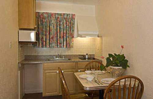 Wildwood Crest Hotel | Blue Water Motel