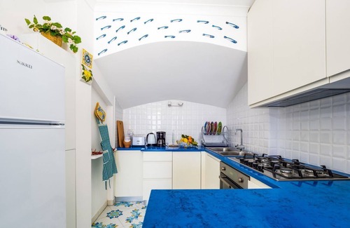 Chiesa Nuova House | Blue Waves – Stylish Amalfi Coast Retreat with Breathtaking Sea Views