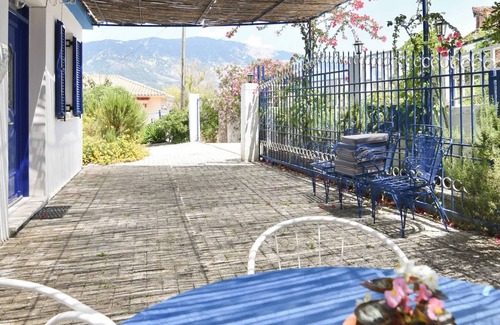 Kerameies Apartment | Blue White Apartments - Traditional Village House