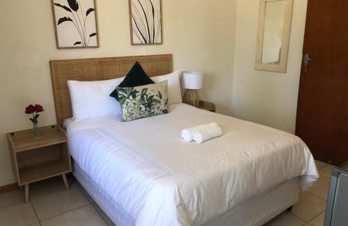 Umtata Bed & Breakfast | Bluebanana Lodge