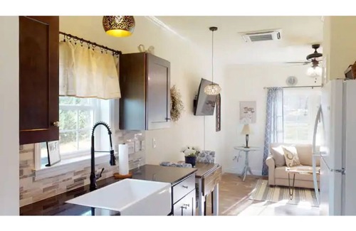 Lake Monticello Cottage | Bluebird Cottage B: Firepit, Patio, Games; Near Charlottesville, Wineries