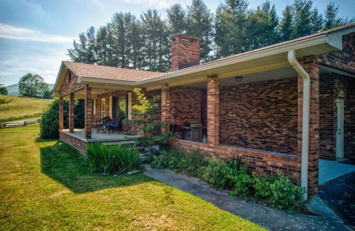 Banner Elk House | Bluebird Hill