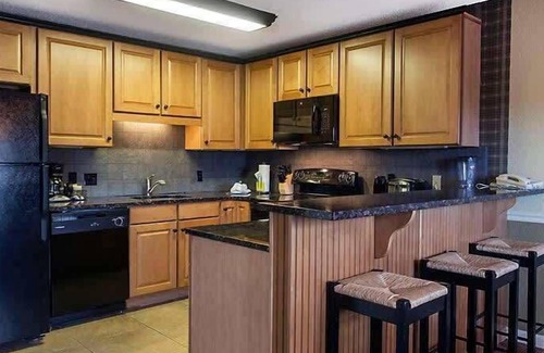 Banner Elk Condo | BlueGreen Blue Ridge Village | 2BR Villa