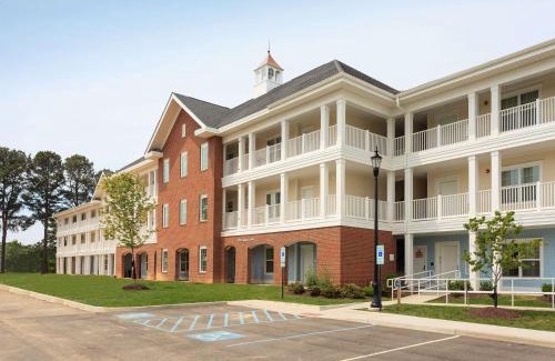Lackey Resort | Bluegreen Vacations Parkside Williamsburg, an Ascend Collection Resort