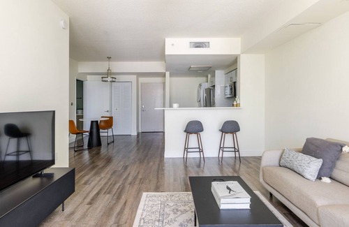 Brickell Apartment | Blueground | Brickell, pool & gym, nr City Centre