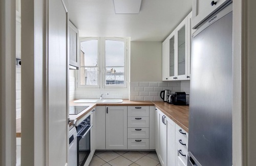 Quartier des Invalides Apartment | Blueground | Invalides, near museum & embassies