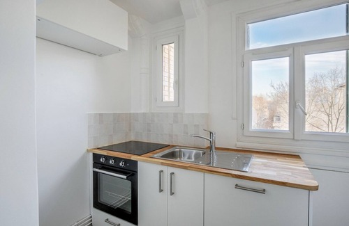 Neuilly-sur-Seine Apartment | Blueground | Neuilly Sur Seine, elevator, nr shops