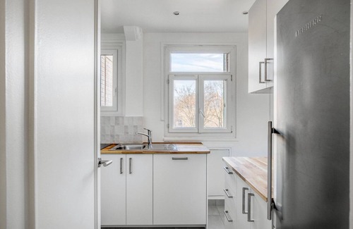 Neuilly-sur-Seine Apartment | Blueground | Neuilly Sur Seine, elevator, nr shops