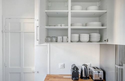 Neuilly-sur-Seine Apartment | Blueground | Neuilly Sur Seine, elevator, nr shops