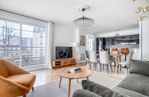 Gare Apartment | Blueground | Olympiades, nr Seine & Bercy Parc