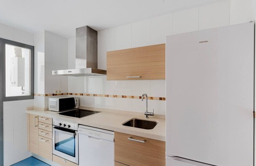 Carretera de Cadiz Apartment | Blueground | Pacífico, pool & AC, nr old town
