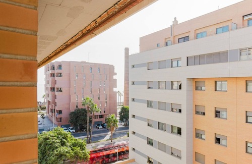 Carretera de Cadiz Apartment | Blueground | Pacífico, pool & AC, nr old town