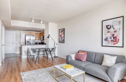 Aurora Highlands Apartment | Blueground | Pentagon City, rooftop, nr Arlington Cemetery