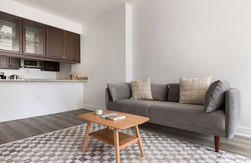 Rush and Division Apartment | Blueground | Rush & Division, balcony, nr Lake Shore Park