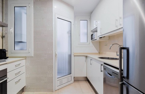 La Sagrada Familia Apartment | Blueground | Sagrada Familia 3bd apartment