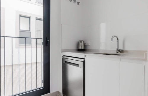 Tetuan Apartment | Blueground | Valdeacederas, pool & w/d, nr park