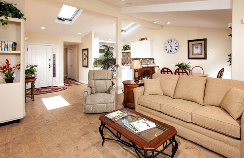Solana Beach Condo | Bluff Top Breezes - Oceanfront Top Floor Condo, Nightly Sunsets, Pool