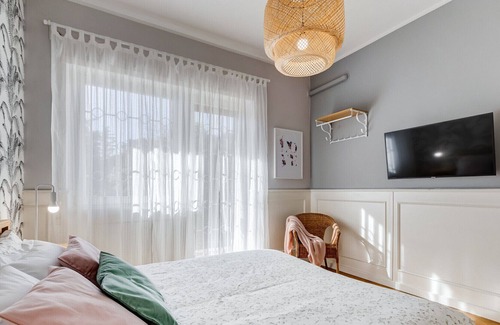 Aventine Apartment | BMGA | Incredible 3Bdr with Balcony in City Center