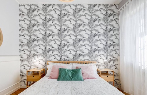 Aventine Apartment | BMGA | Incredible 3Bdr with Balcony in City Center