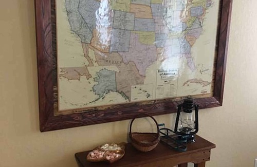 San Antonio House | BMT @ Modern farmhouse, near Seaworld Lackland