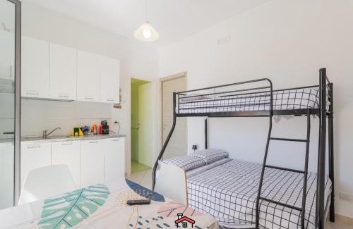 Bitonto Apartment | Bnb of the Nations, parking , 9min Airport & Sea