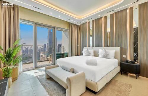 Za'abeel 2 Apartment | bnbme - Luxury 4BR Downtown Views II Apt Burj Khalifa Views Pool Gym Parking