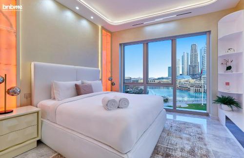 Downtown Dubai Apartment | bnbme - Luxury Downtown Dubai Apt Burj Khalifa Fountain Views Pool Gym Parking