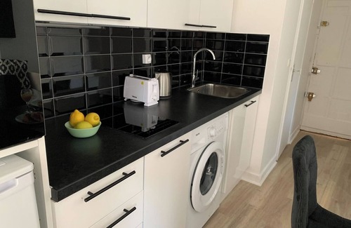 Saint-Victor Apartment | BnBNook - 1BR Retreat in the Heart of Latin Quarter