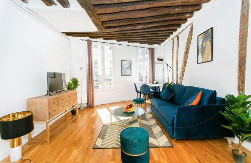 Paris City Center Apartment | BnBNova - 1BR - Le Louvre & Rivoli