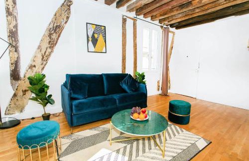 Paris City Center Apartment | BnBNova - 1BR - Le Louvre & Rivoli