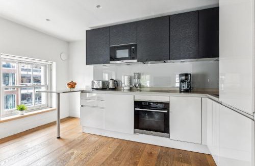 Fitzrovia Apartment | BnBNova - Modern 1BR in Central Fitzrovia