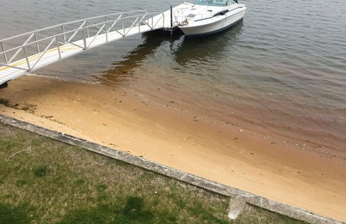 Mashpee Boat Rental | Boat Dock Space for rent!