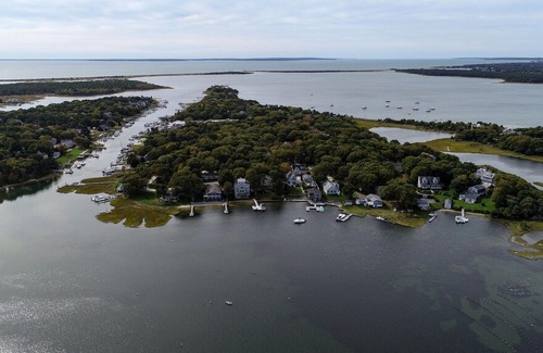 Mashpee Boat Rental | Boat Dock Space for rent!