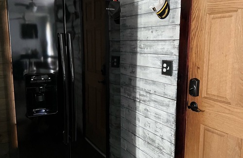 Port Clinton House | Boat parking, Outside Electric, Walk to the Beach! Jet Express, Cedar Point!