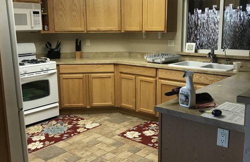 Lake Havasu City House | Boaters Vacation Home...Lakeside...Lakeview 68 foot covered storage for boat.