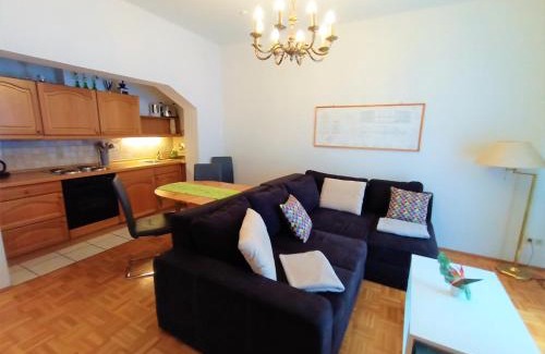 Friedrichshafen Apartment | BodenSEE Friedrichshafen City Apartment "WALTRAUD"