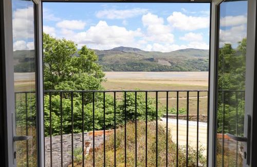 Barmouth House | Bodowen Coach House