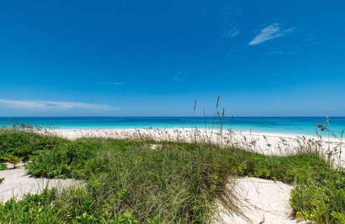 Governor's Harbour House | Bohemia Two Bedroom home